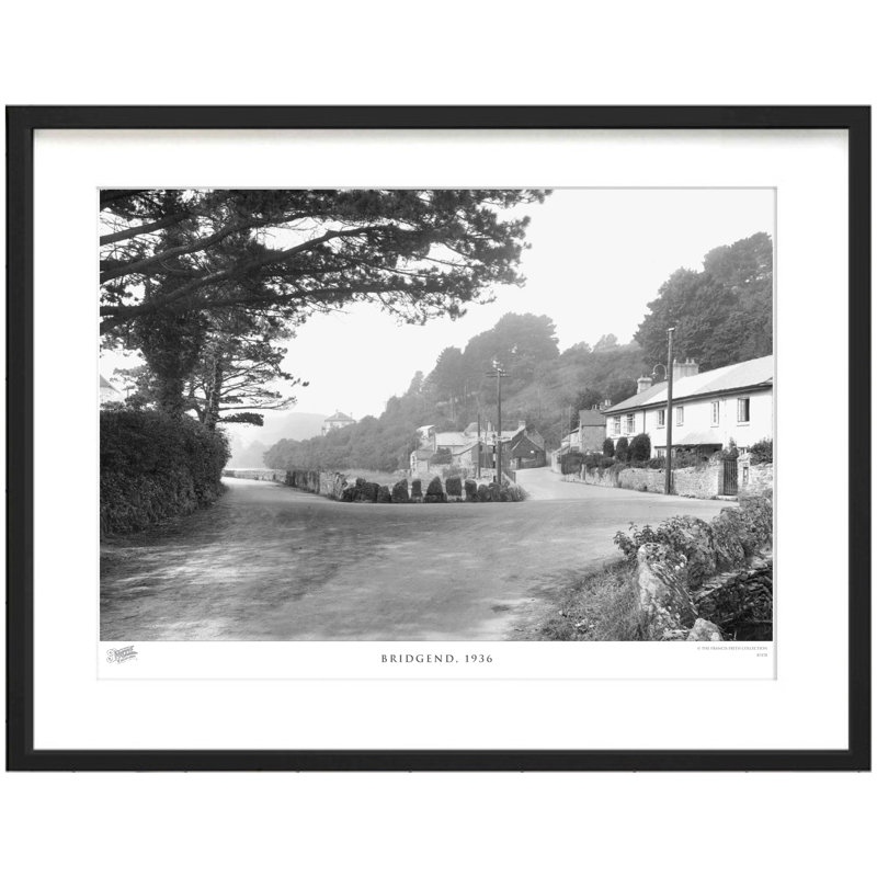 Bridgend, 1936 - Single Picture Frame Print, 28cm H x 36cm W x 2.3cm D