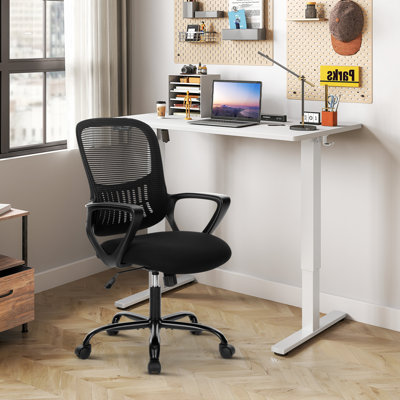 Ensemble de bureau à domicile et de chaise, bureau debout réglable moderne avec chaise ergonomique en filet