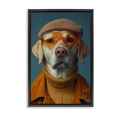«Dog in Knit Fashion», toile flottante encadrée dorée par Roozbeh Bahramali