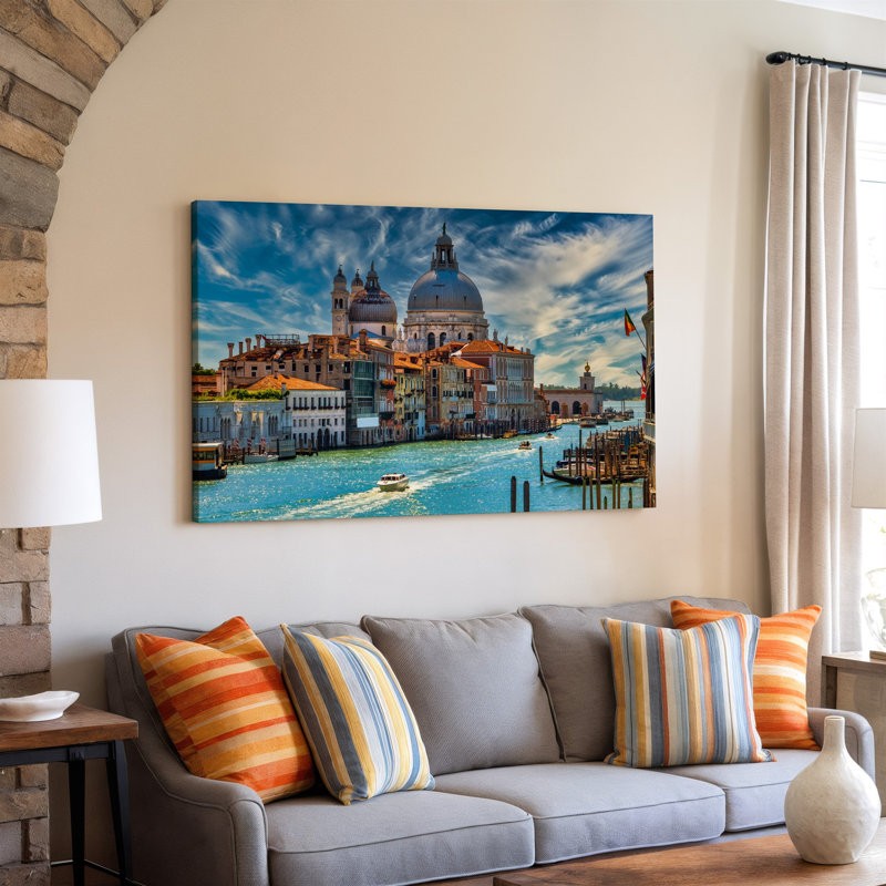 Toile, scène vibrante de Venise avec les dômes emblématiques de l'art mural, H 20 po x l 30 po