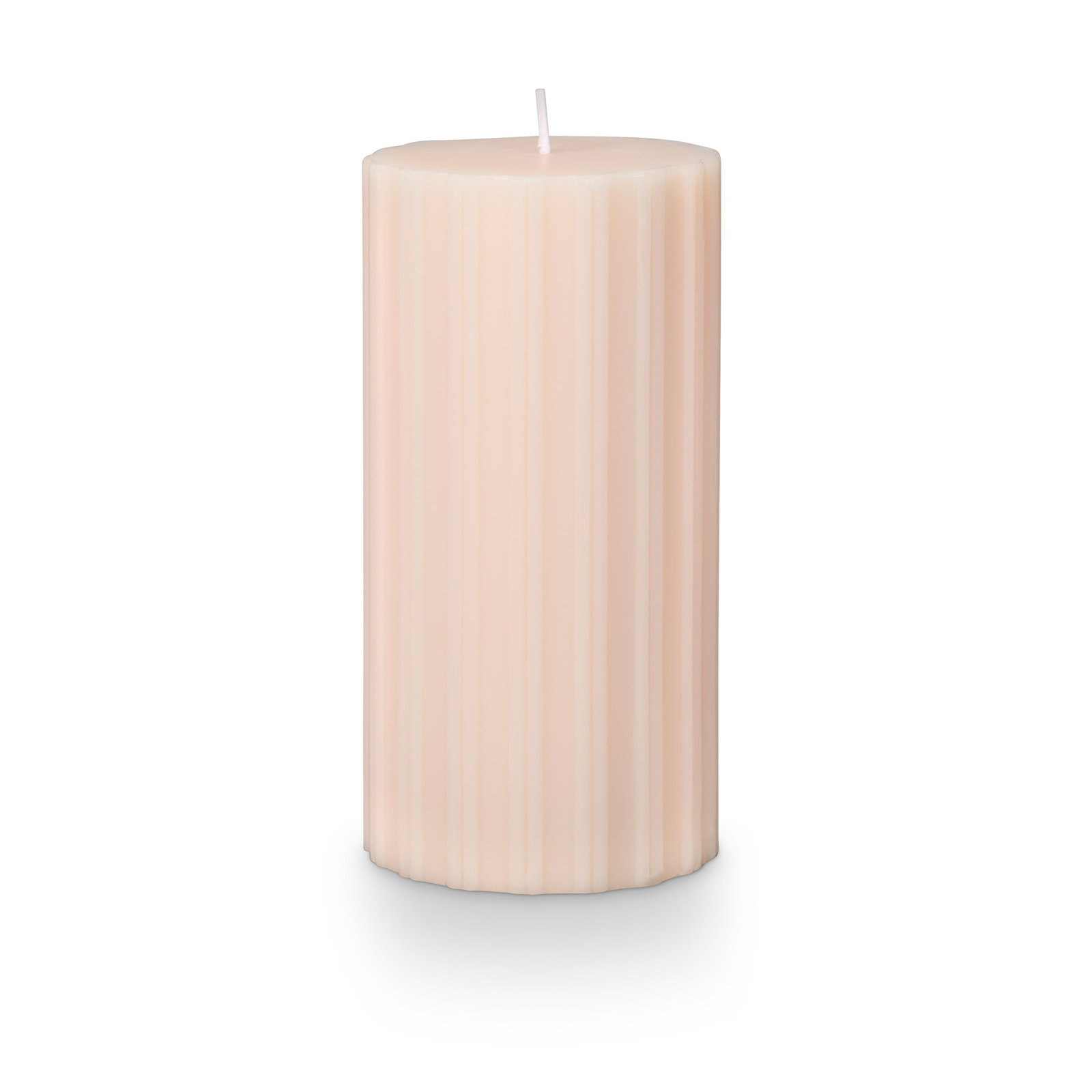 ILLUME Beautifully Done Medium Fragranced Pillar Candle, Blackberry Absinthe, Medium, Coconut Milk Mango