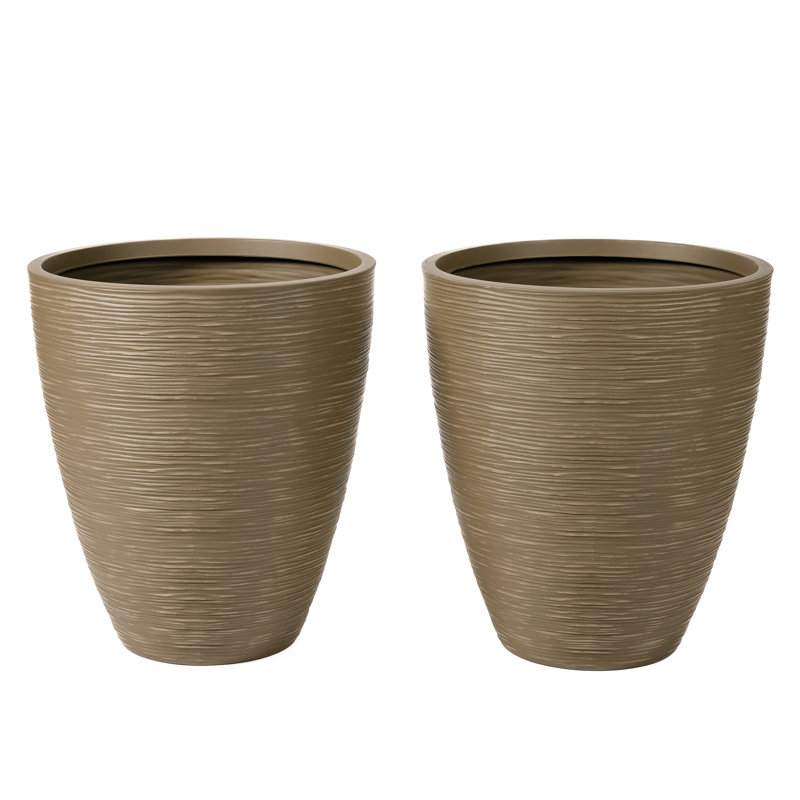 Polyethylene Newport Garden Planter, (2 Pack), Brown/Black