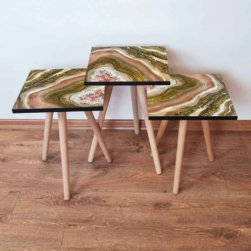 Ensemble de 3 tables gigognes élégantes, motif abstrait en marbre brun, beige et or | 100% panneau de fibres à densité moyenne avec pieds en bois de hêtre | Grande table: 13,8 po x 20,5 po x 13,8 po | Parfait pour le salon, la décoration intérieure moderne et l'utilisation fonctionnelle