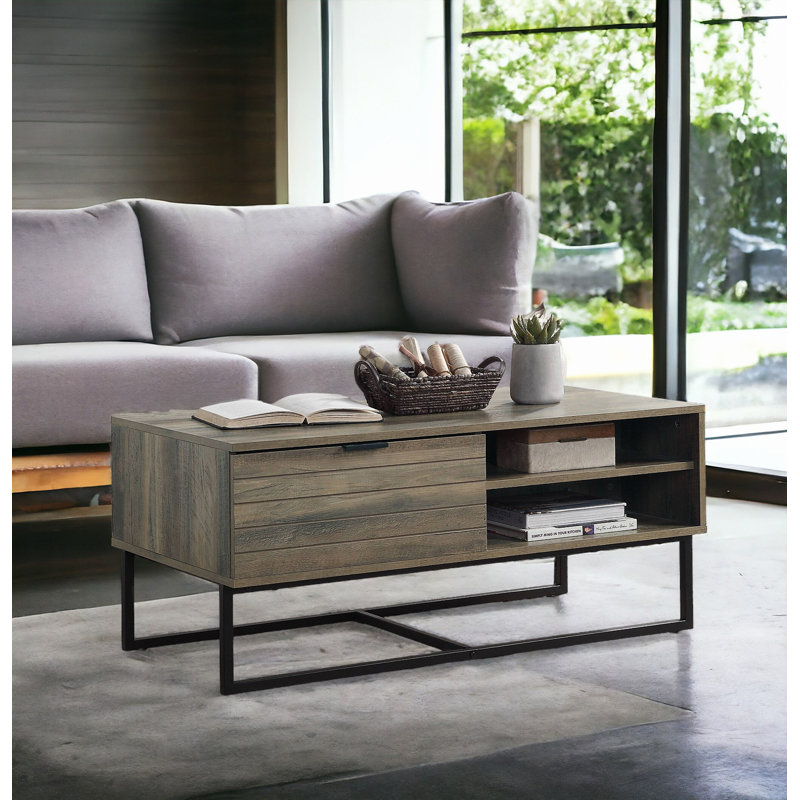 Table basse rustique en chêne et finition