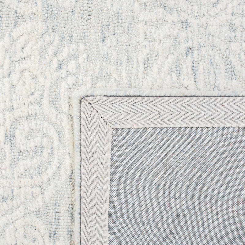 Fernandina Damask Handmade Tufted Wool Light Gray/Ivory Area Rug, Rectangle 8' x 10'