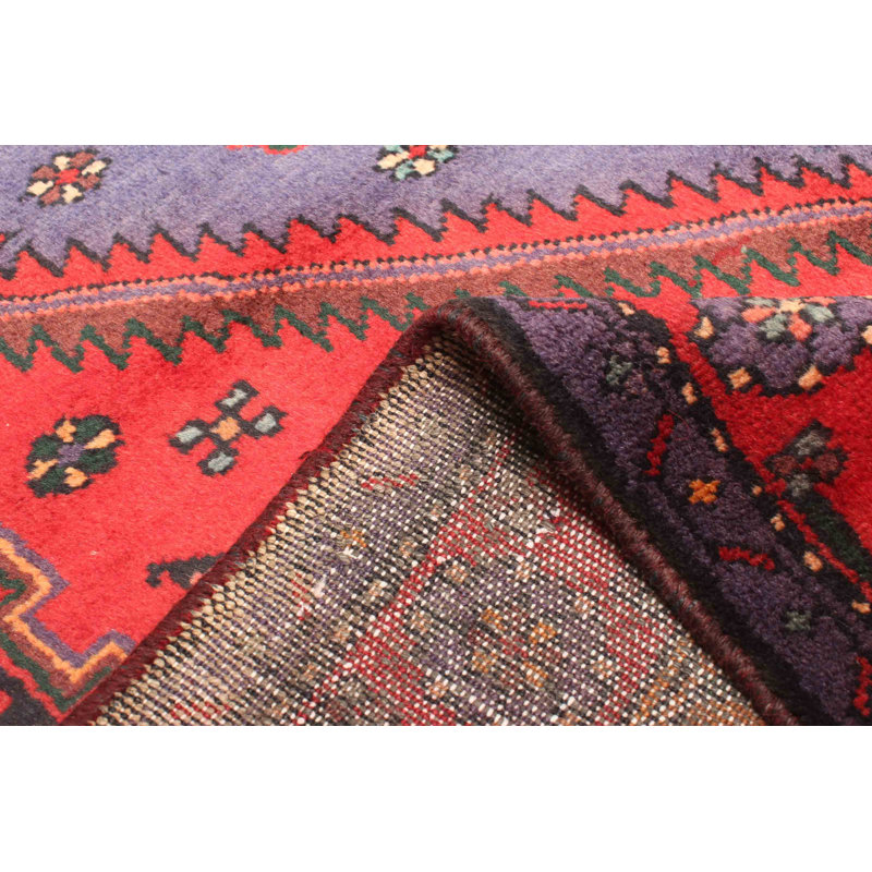 Tapis rouge Anadol 4 pi 7 po x 7 pi 9 po