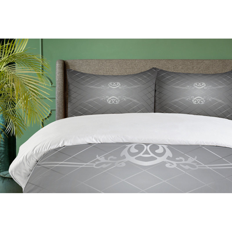 No Duvet Cover, Queen Duvet Cover + 2 Standard Shams