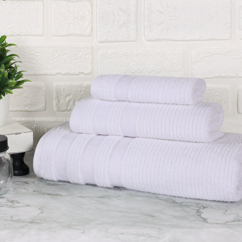 Hershal Zero Twist Cotton Ribbed Modern Geometric Border Soft 3 Piece Bathroom Towel Set, White