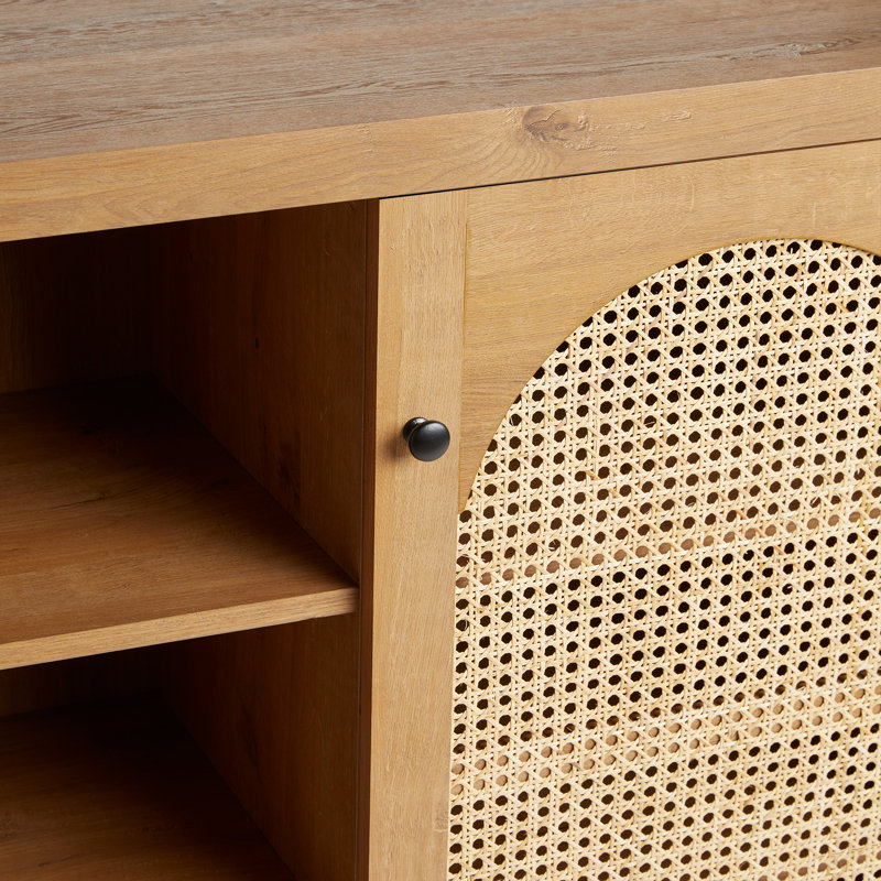 Buffet transitionnel 58 "à 2 portes avec panneaux en rotin