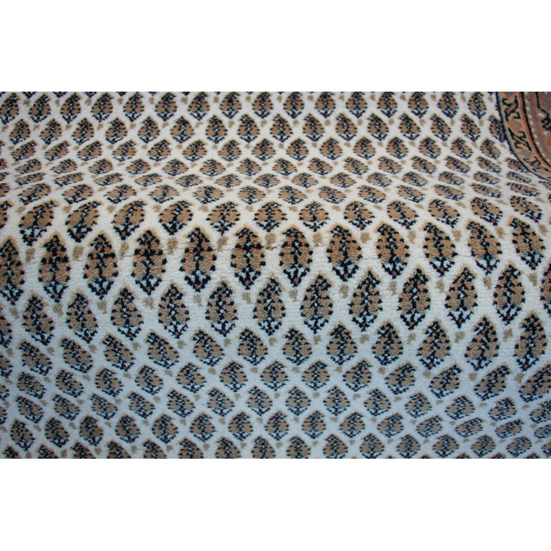 Indo Oriental Area Rug, Rectangle 4'8" x 6'5"
