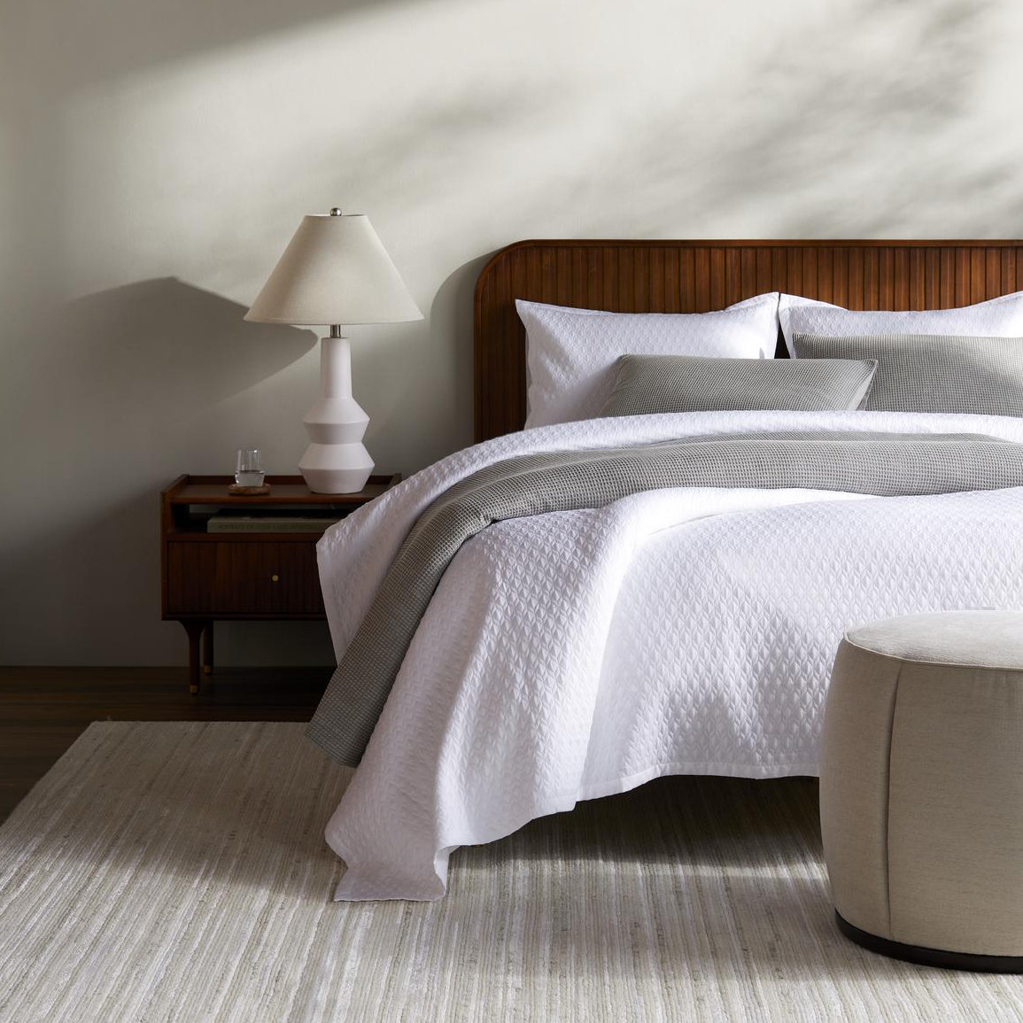 Rylee Wood Bed, Queen