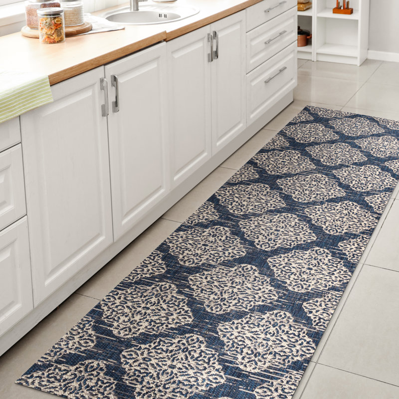Shahzaib Ornate Medallions Navy/Beige Indoor/Outdoor Rug, Runner 2'2" x 10'