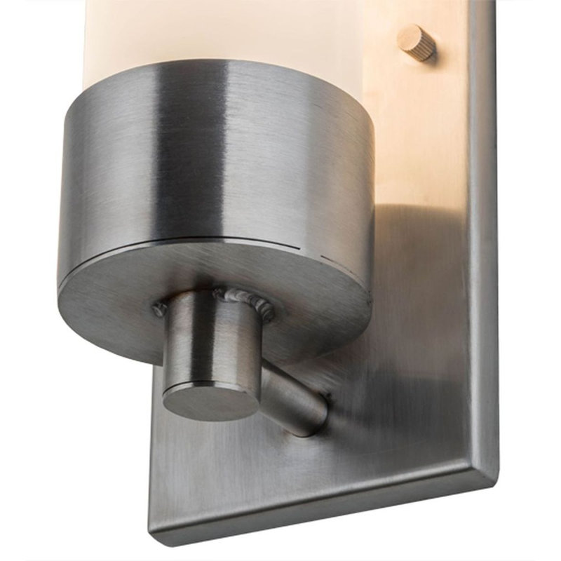 Coriolano Armed Sconce