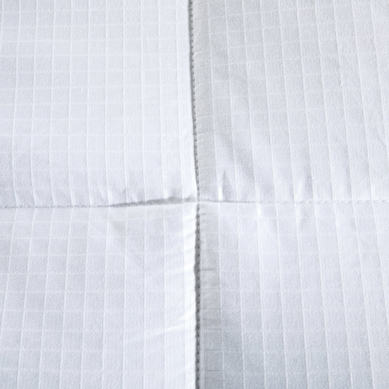 Luxurious White Cotton King Down Alternative Duvet