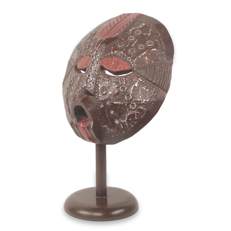 Fritete masque sculpture McHenry