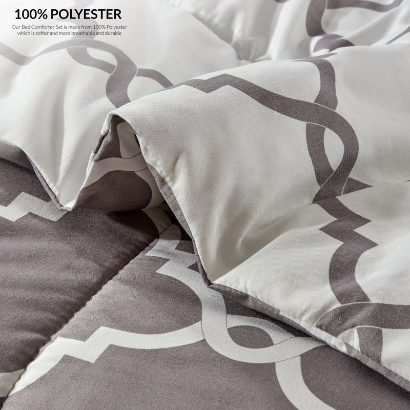 Quatrefoil Gray Reversible Queen Duvet Set with Shams