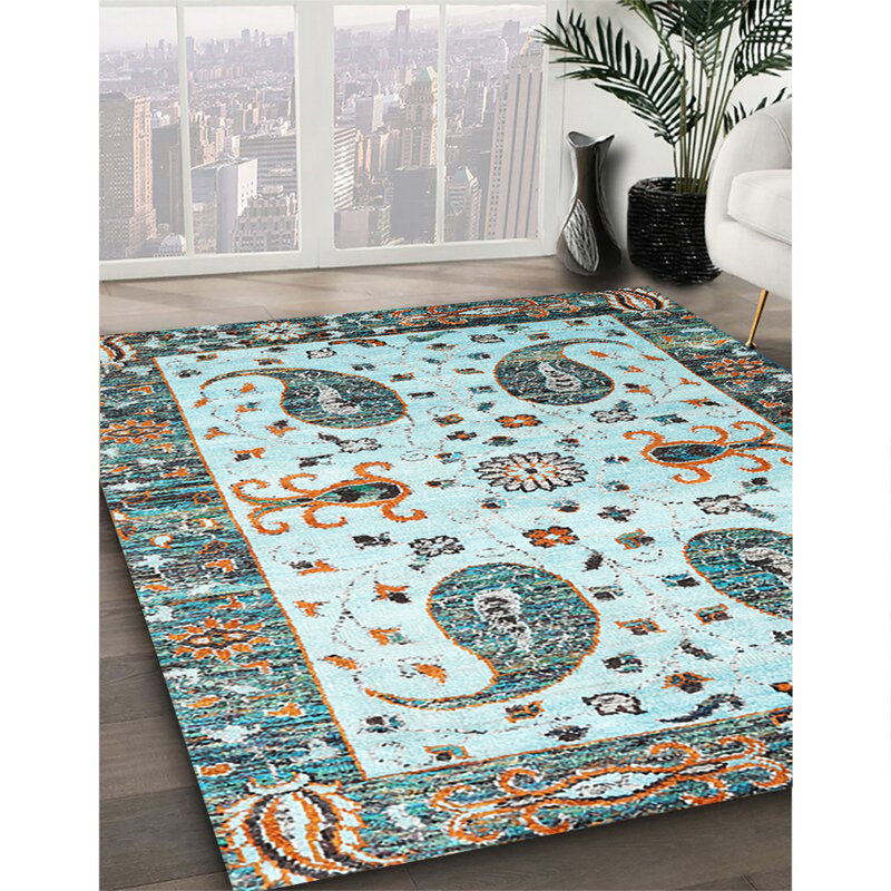 Oriental Indoor Rug, Round 3'