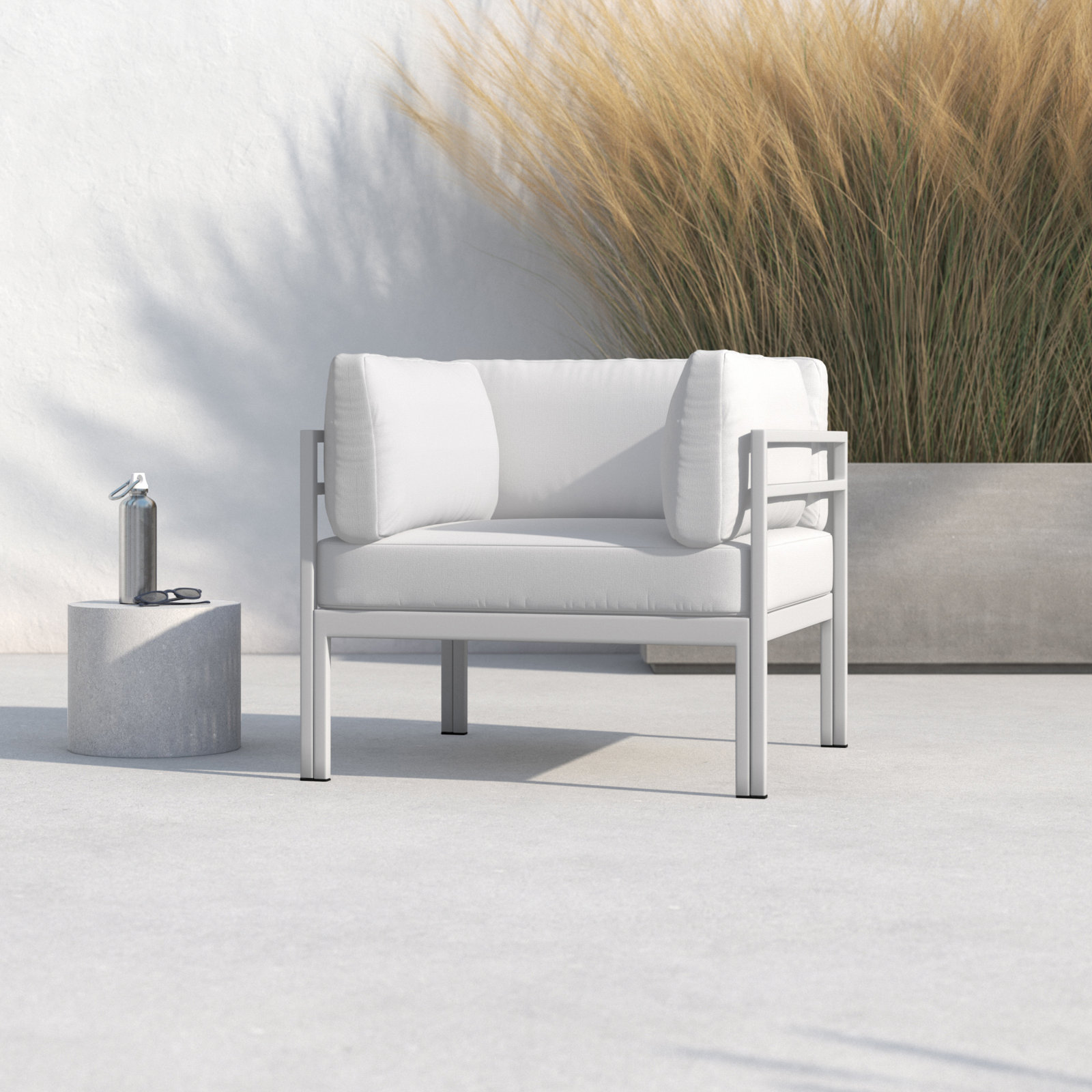 Novae Patio Lounge Chair, White