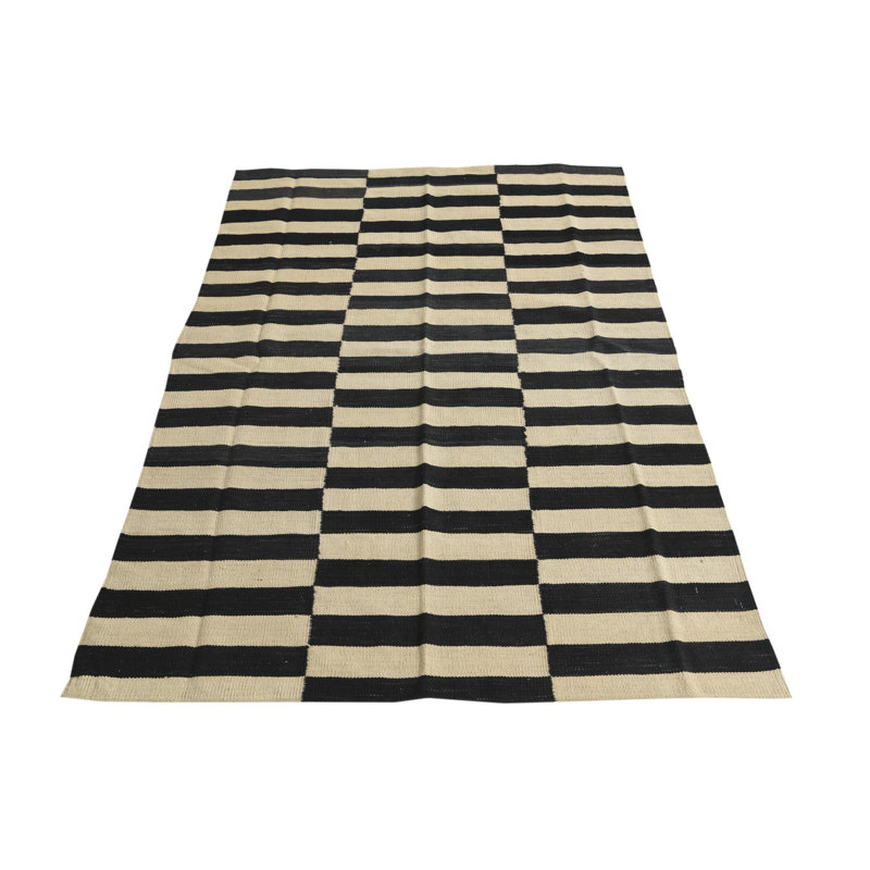 Tapis noir et blanc Orta