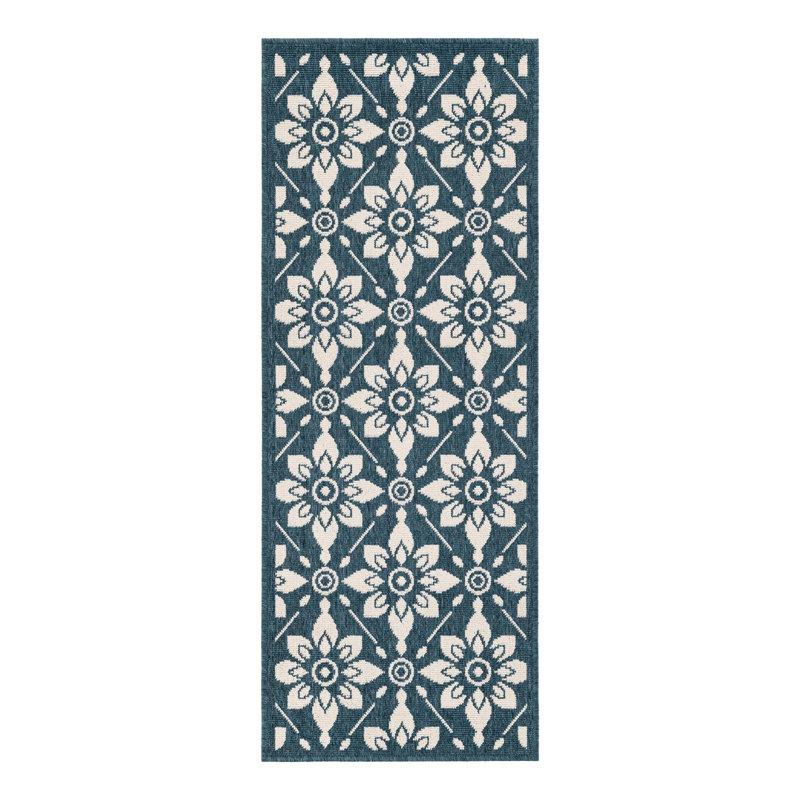 Indoor/Outdoor Trellis Area Rug, Runner 2' x 5'1"