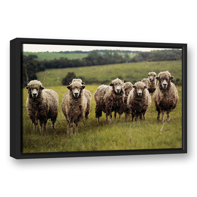«Sheep with Sticks», reproduction sur toile, H 17,75 po x l 25,75 po x P 1,75 po