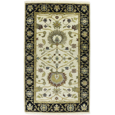 Cream Floral Peshawar Oriental Rug
