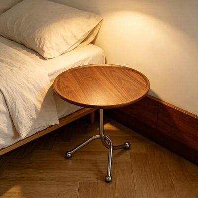 Table d'appoint ronde vintage rétro en noyer, table de bout à trépied incurvée chromée, petite table de chevet pour appartement, balcon et café