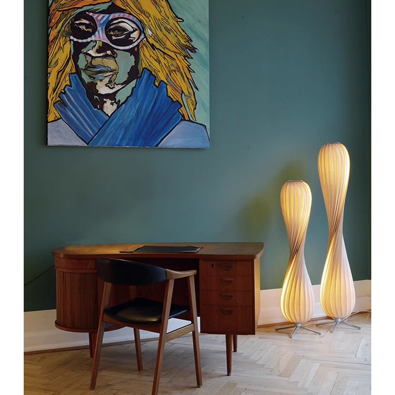 Lampe sur pied en bois à lattes Minimalist