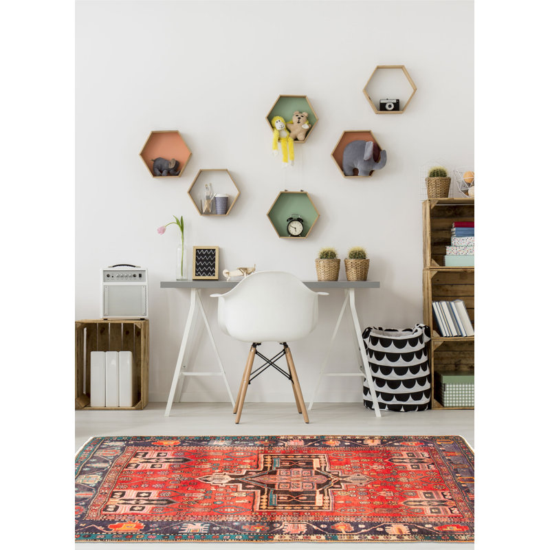 Tapis rouge Kayseri 4 pi 4 po x 6 pi 5 po