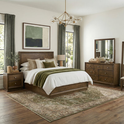 Hardeman 5-Piece Panel Bedroom Set
