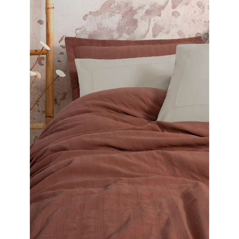 Luxurious Double Pique Set, Tile Red, 94.5 x 90.6 inches | 100% Cotton, 270 GSM Pique | Includes Flat Sheet (94.5 x 102.4 inches) & 4 Pillowcases (20 x 27.6 inches) | Machine Washable, Soft & Durable, Elegant Design