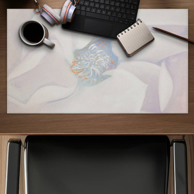 Delicacy - 14.00"x24.25" Desk mat