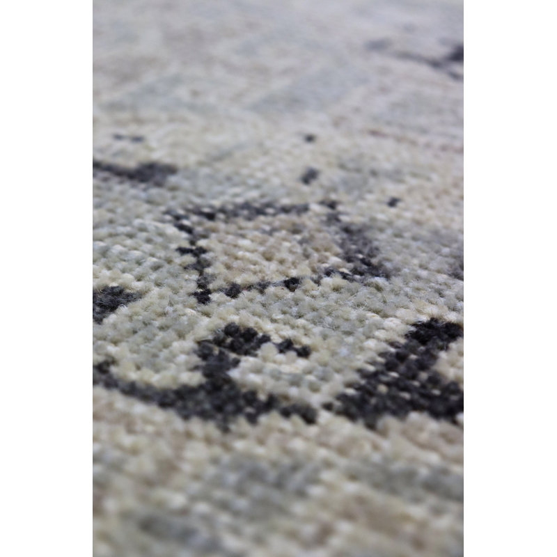 Baku Hand Woven Wool Geometric Area Rug, Rectangle 4'1" x 5'11"
