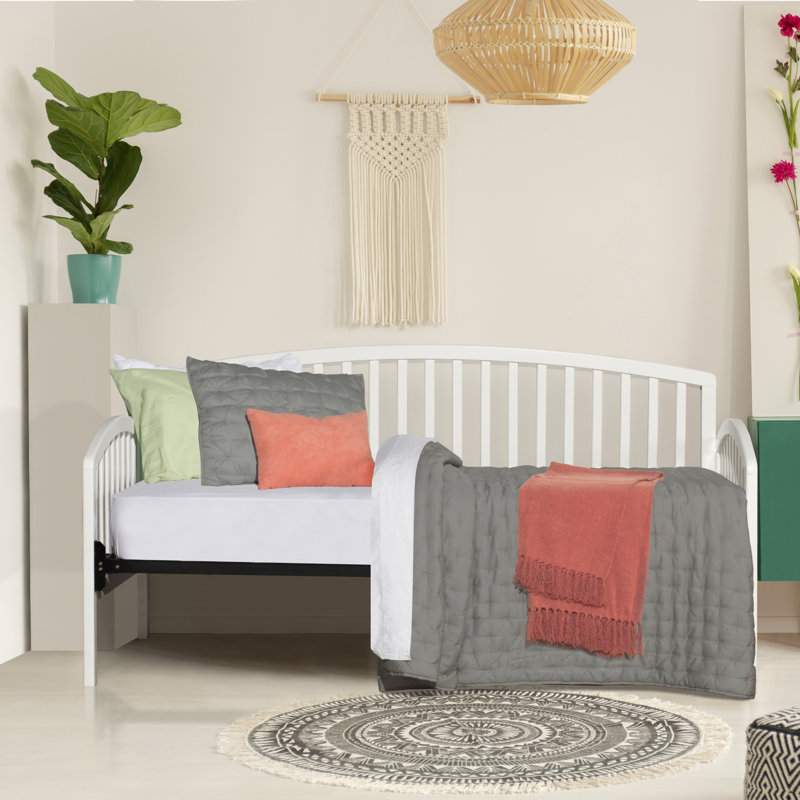 Brekke Daybed
