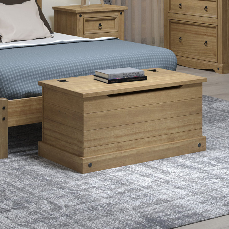 Berkhamsted Large Blanket Chest, Solid Pine, Corona Design, Antique Waxed Pine