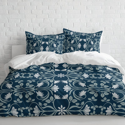 Savanah Decorative Lightweight Comforter Set