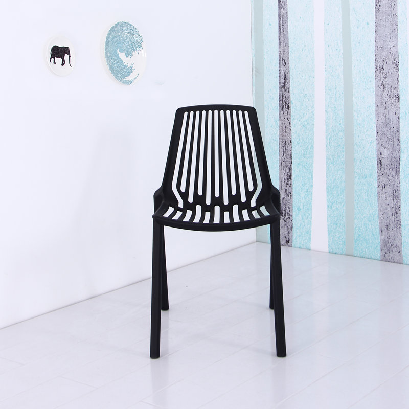 Chaise d'appoint empilable à dossier en lattes Leopoldo, Noir