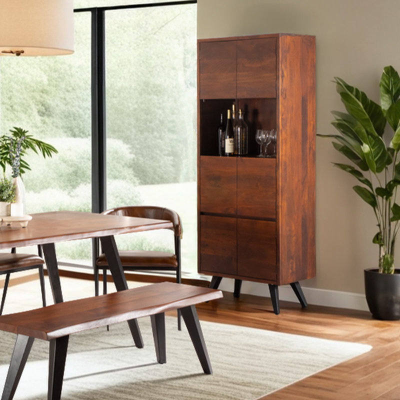 Knoxville Bar Cabinet In Walnut