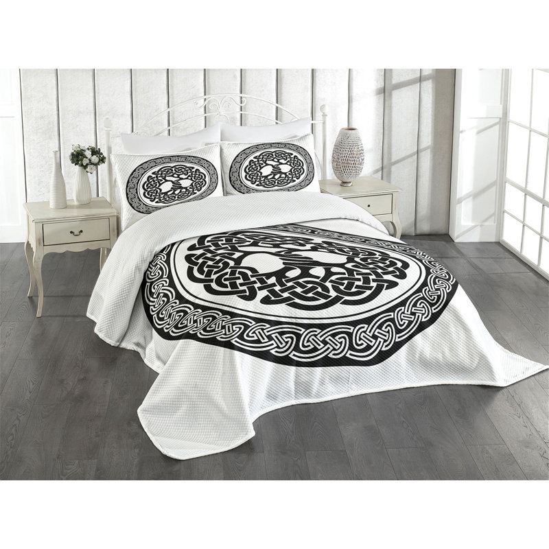 King White Quilted Bedspread Set with Celtic Design