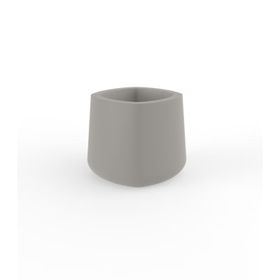 Ulm Plastic Pot Planter