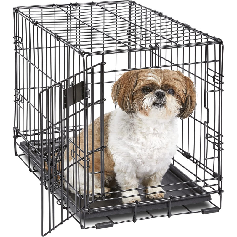 Cage pour chien nouvellement améliorée à une porte, comprenant un plateau étanche, des pieds de protection du plancher, un panneau de séparation et de nouvelles caractéristiques brevetées