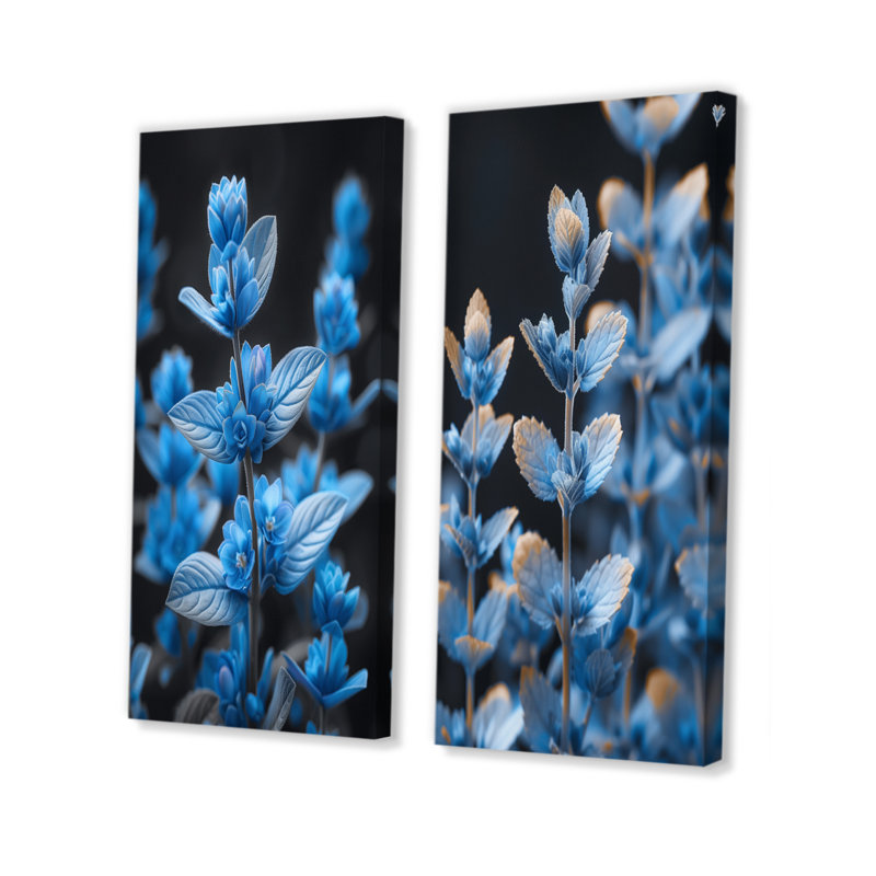 Ensemble de 2 photos d'art lupin bleu et noir, Ne s’applique pas, Toile tendue sur cadre, H 28 po x l 24 po