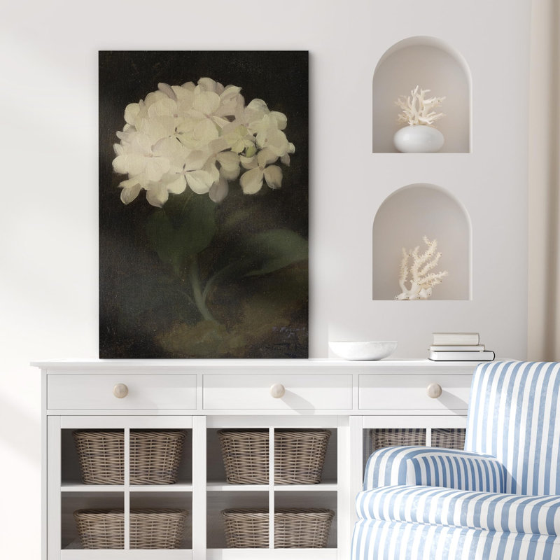Flower Blossom «White Hydrangea Floral Bouquet Classic» sur, Toile tendue, H 48 po x l 32 po