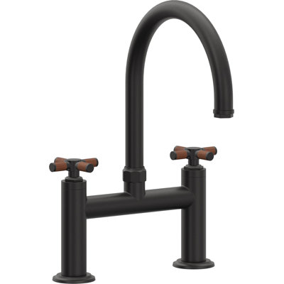 Descanso Side Spray Kitchen Faucet