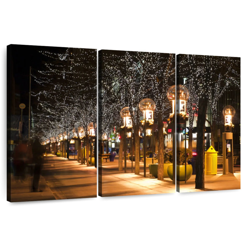 Sireci Christmas Lamp Post, 32" H x 50" W