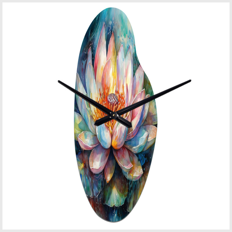 Pink Lotus Floral Dreams II - horloge murale asymétrique en métal Lotus, Médium
