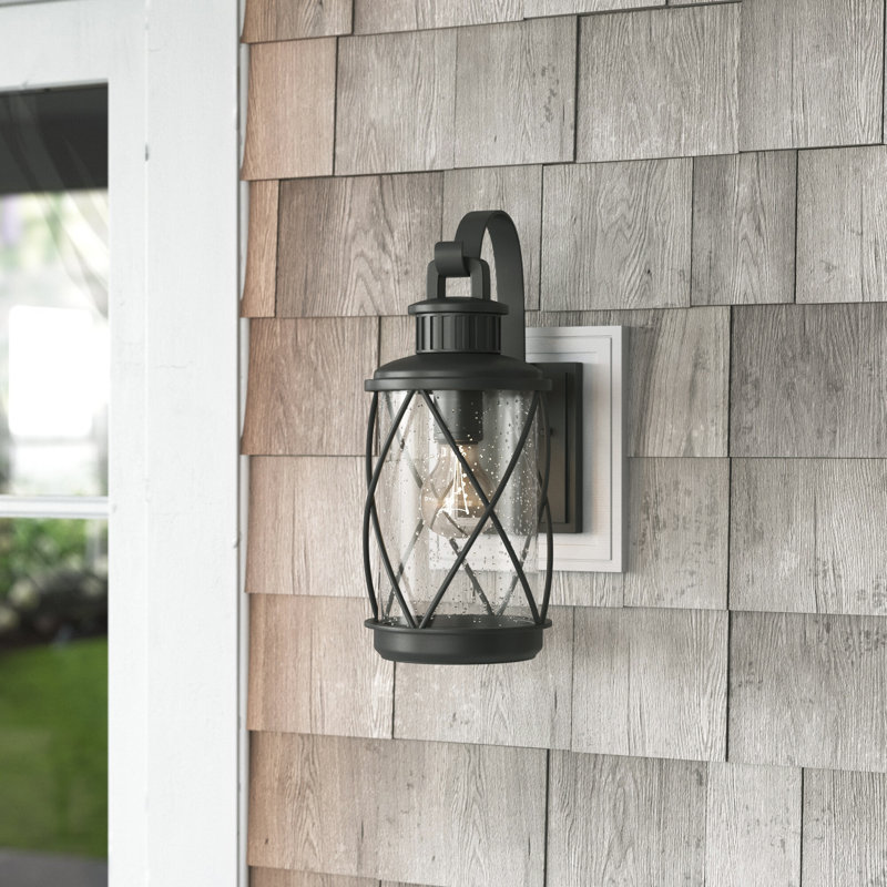 Lanterne murale d'extérieur Chumasero, H 14,5 po x l 6 po x P 8,13 po