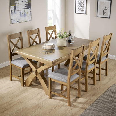 Butterfly Extending Leaf Dining Set