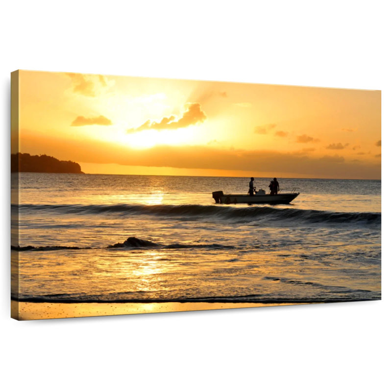 Bateau de pêche Gillard au crépuscule, H 16 po x l 24 po