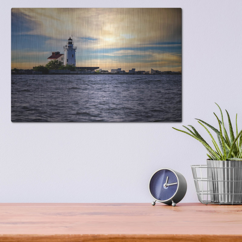 Mur de métal «Cleveland Harbor West Pierhead Ligthhouse» par Rick Berk, H 12 po x l 16 po